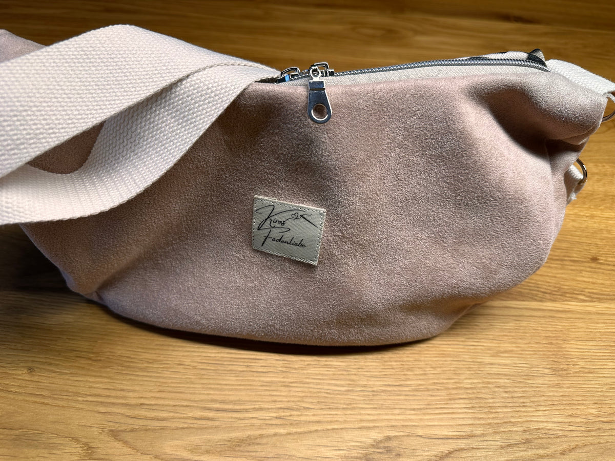 Bananentasche -rosa/ leoprint - Velourleder Gr. S