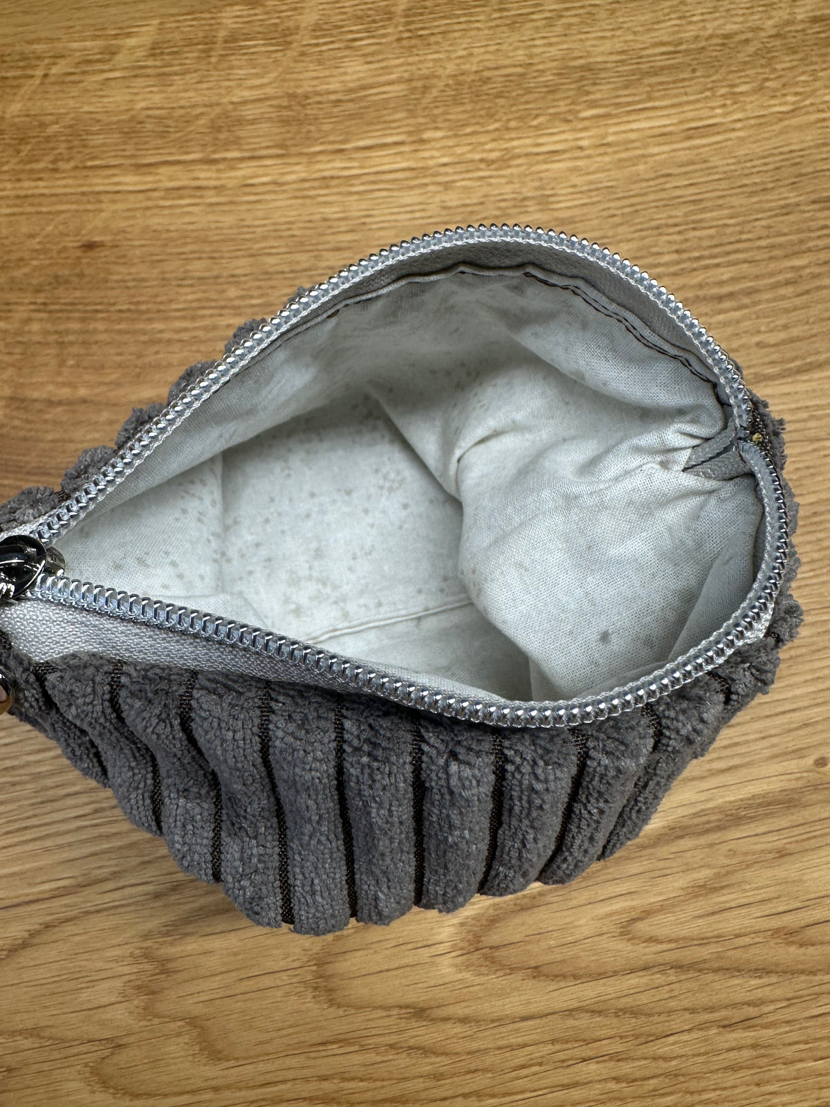 Kosmetikmäppchen braun mit silber Gr. XS
